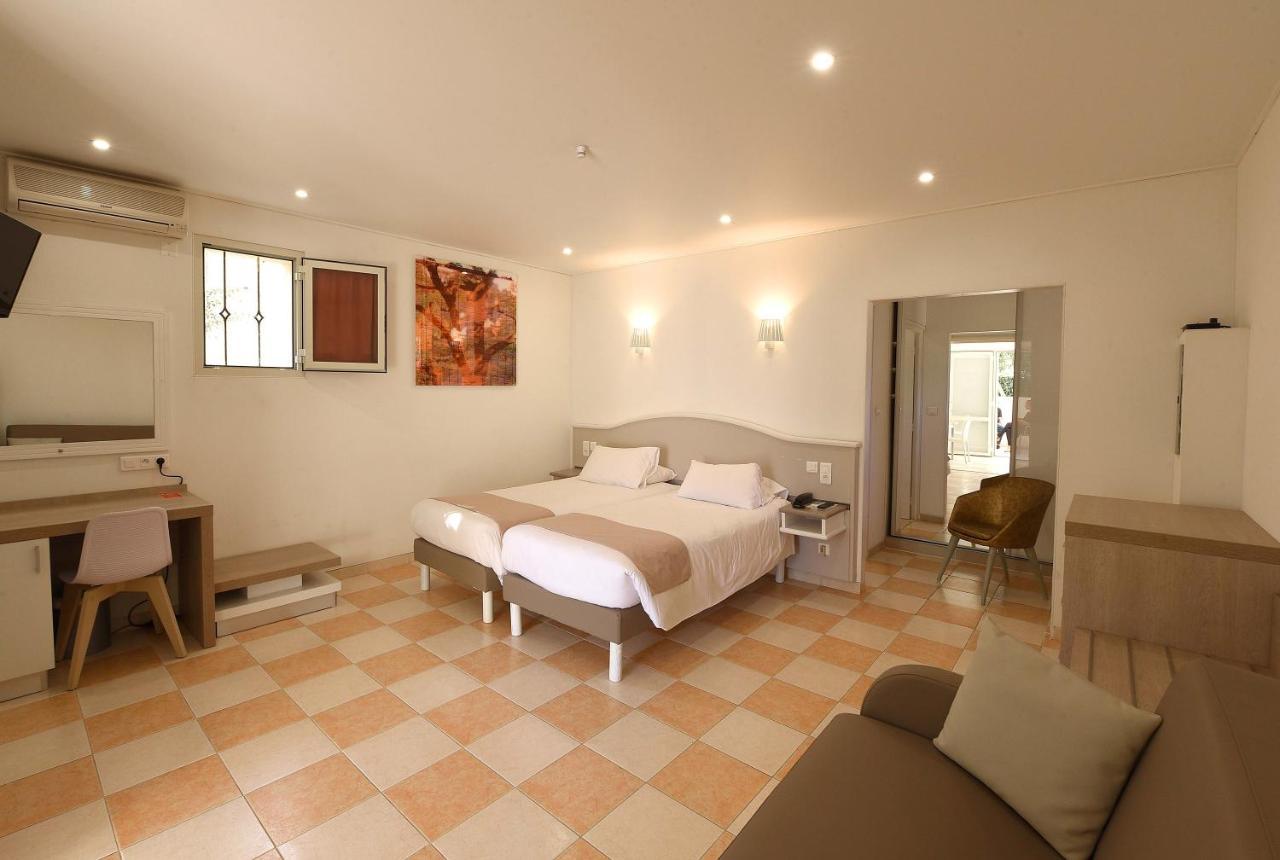 Hotel & Restaurant San Pellegrino Folelli Kültér fotó