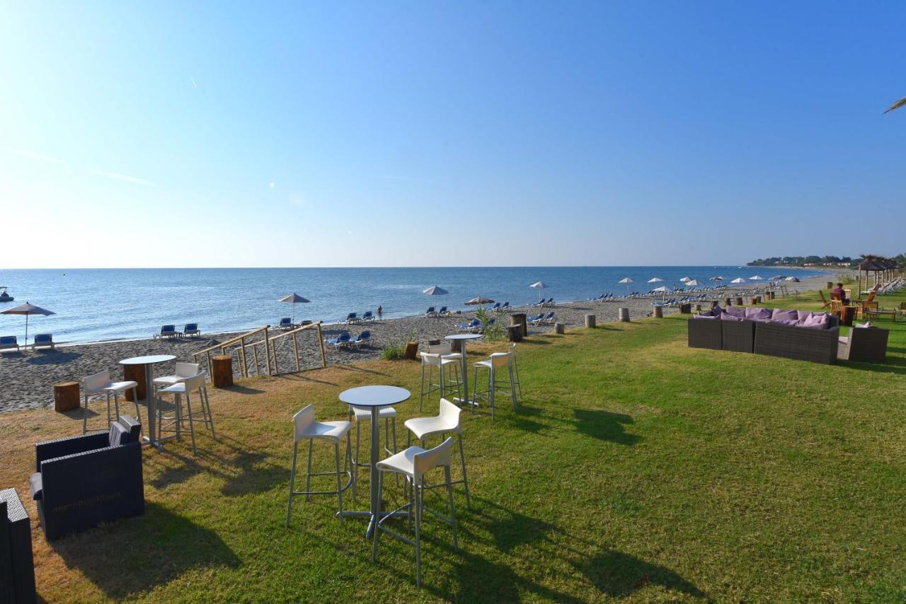 Hotel & Restaurant San Pellegrino Folelli Kültér fotó